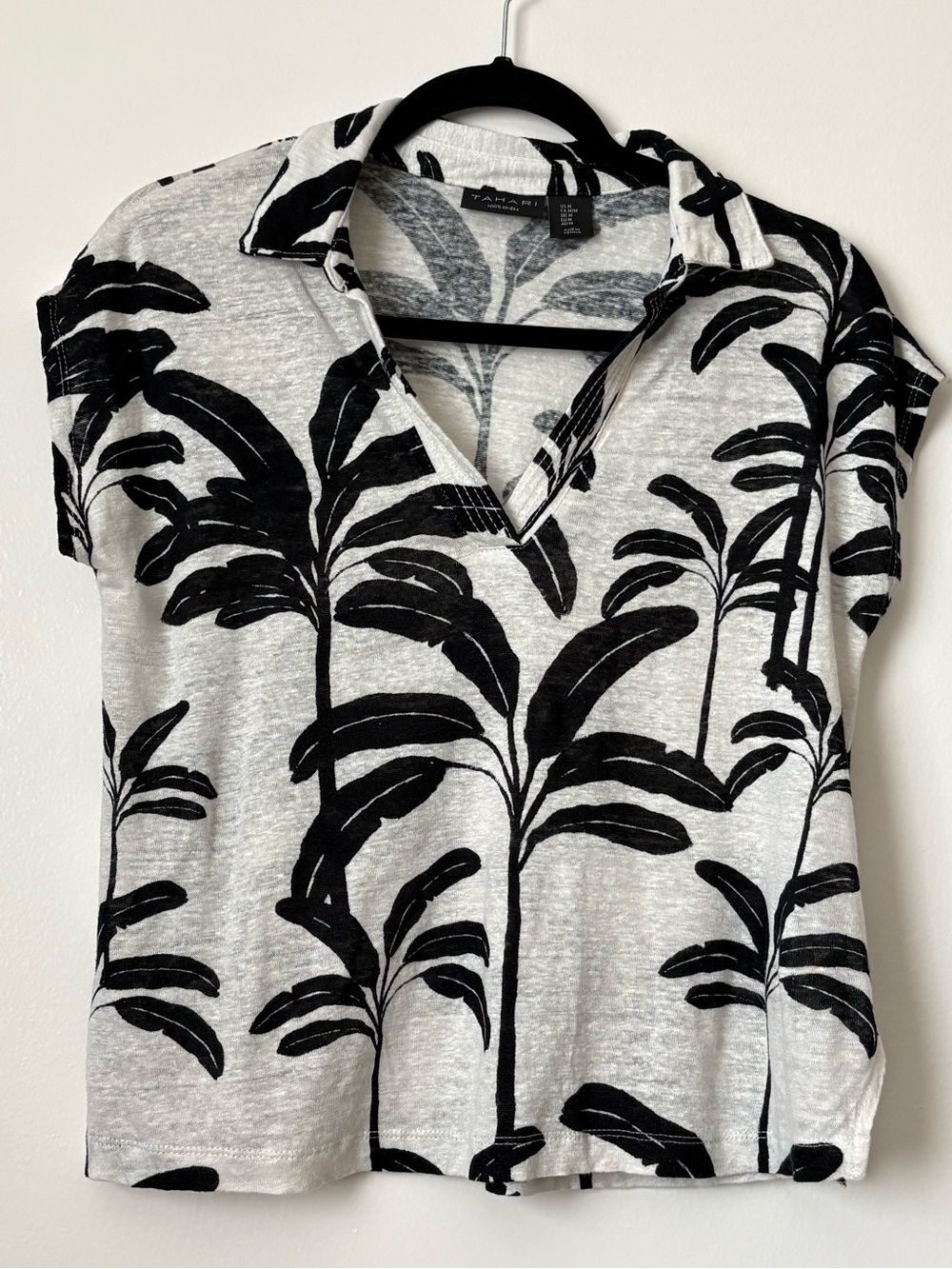 Tahari Black and White Linen Print Top